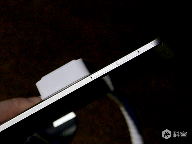 霸氣雙攝像頭加持！360手機(jī)奇酷旗艦極客版上手