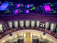 當(dāng)釀酒遇上科技，它還會(huì)是原來的味道嗎？