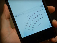 單手模式大亮！微軟iOS版WP鍵盤好實(shí)用