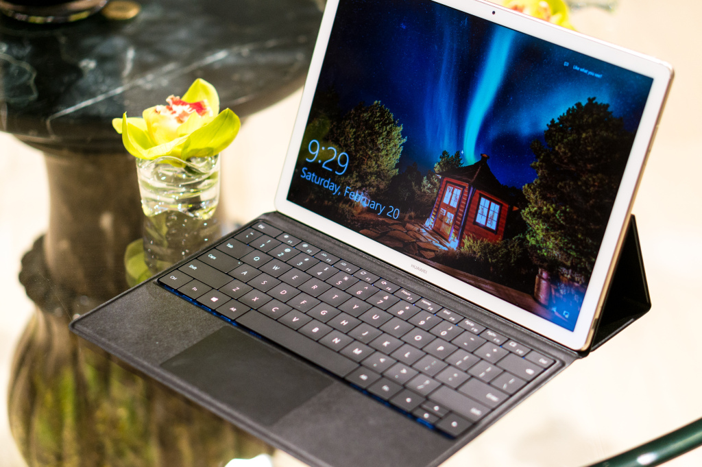 科客晚報(bào)：三星、LG手機(jī)哪家強(qiáng)？華為MateBook價(jià)格不敢愛