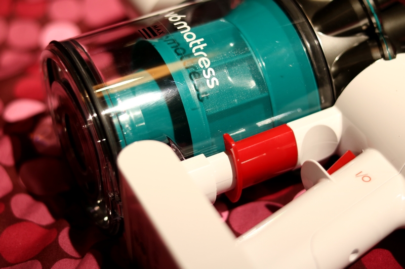 戴森V6 Mattress吸塵器體驗(yàn)：還給你安心的睡眠空間