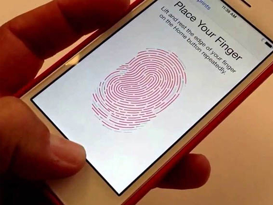 好嚇人！這坨泥竟可復(fù)制指紋解鎖iPhone