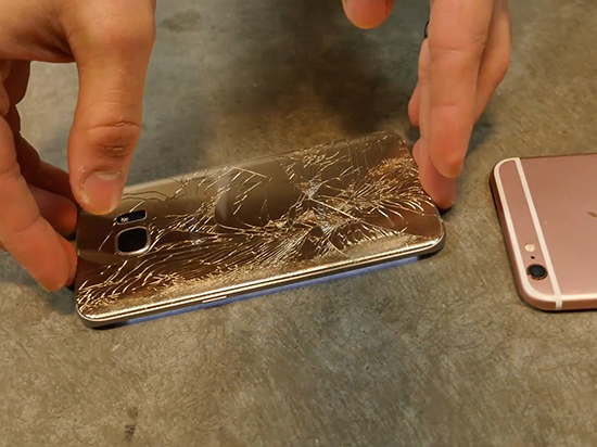 視頻：誰最耐摔 三星S7 edge/iPhone 6s Plus跌落測(cè)試