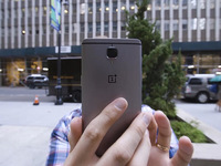 只專注做旗艦 一加手機(jī)3上手體驗