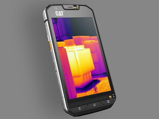 夏天雨季屏幕觸控難？三防手機幫你忙