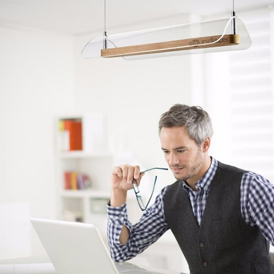 戴耳機(jī)看電影不爽？試試這個(gè)不會(huì)打擾旁人的音箱吧