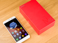 大內(nèi)存加大電量！360 N4S手機(jī)搶先評(píng)測(cè)