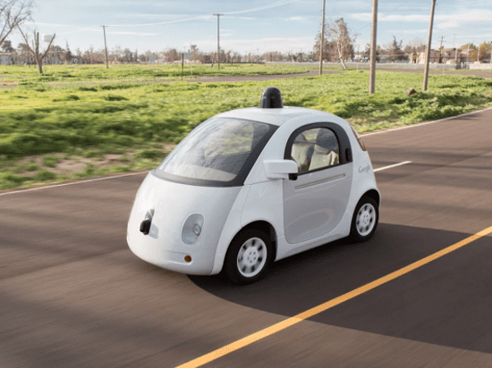 這樣好嗎？奧迪年度報告笑谷歌汽車“太丑了”