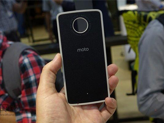 虛驚一場！Moto X不會被Moto Z取代
