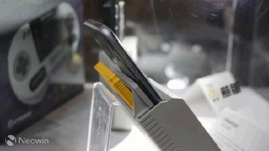 重拾童趣，能讓手機無縫連接Game Boy卡帶的游戲神器