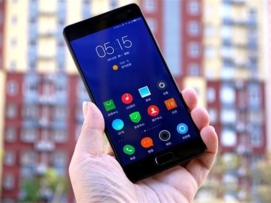 遠(yuǎn)離跑馬大黑邊！五款超窄邊框特色手機(jī)推薦