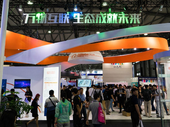 超越iOS!YunOS智能手機突破7000萬