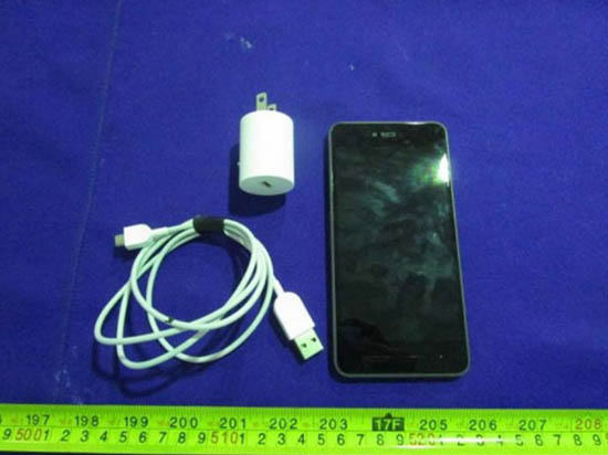 殺入美國市場？錘子手機T2通過當地認證