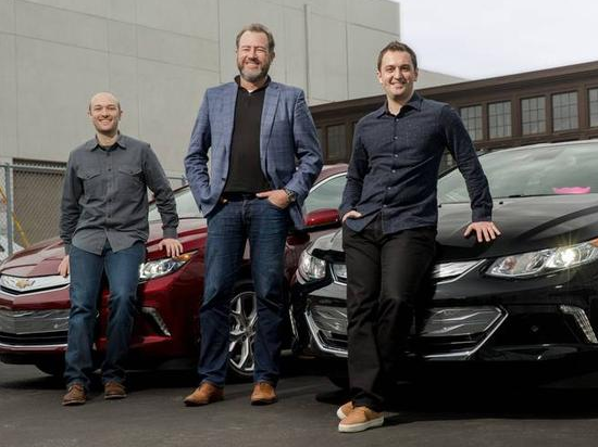 一年內(nèi)坐上無人駕駛出租車？通用汽車與專車公司正在測試