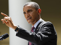 奧巴馬回應(yīng)FBI和蘋果之爭，庫克驚呆了