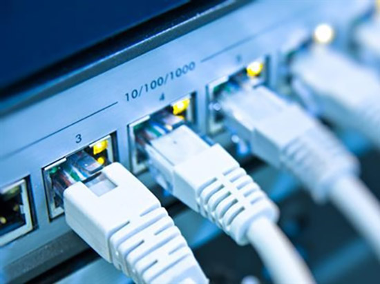 手機(jī)流量欠費(fèi)7000元？三大運(yùn)營(yíng)商別太過(guò)分！