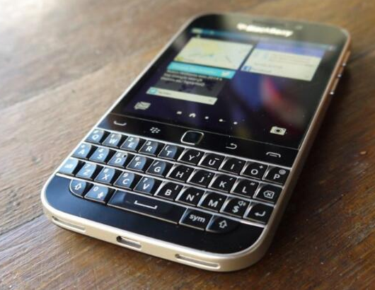 手機(jī)銷量不如預(yù)期，黑莓高層換血