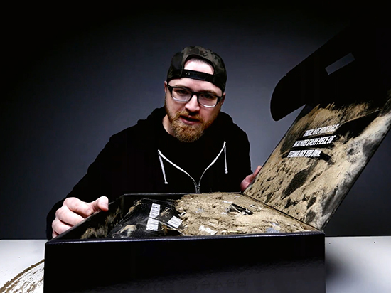 網(wǎng)紅打開英特爾神秘盒子：結(jié)果很嚴(yán)肅