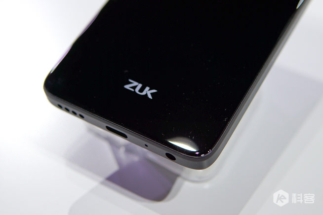 有“錘味”的小屏旗艦，聯想ZUK Z2上手圖賞