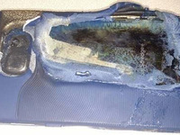 三星S6 edge竟著火了！用的三星官方充電器