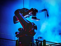 節(jié)省人力 以后adidas鞋子可能都由機器人來生產(chǎn)