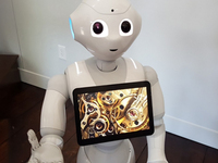 這個有情緒的機(jī)器人， 已被用到服務(wù)業(yè)