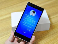 售價超三千定位中高端？董明珠自曝格力手機2真機