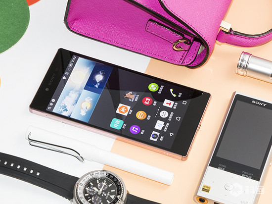 索尼Z5尊享版櫻花粉圖賞：看完請拿5499元來充值