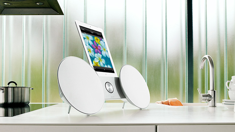 B&O兩款無(wú)線音箱發(fā)布 比藍(lán)牙不知道高到哪里去了