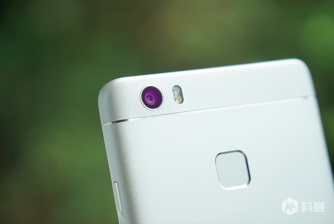 中國移動N2圖賞：運營商手機到底長啥樣