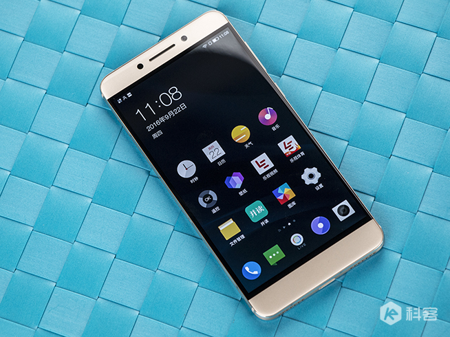 樂視樂Pro3圖賞：驍龍821+金絲蠟拋機身