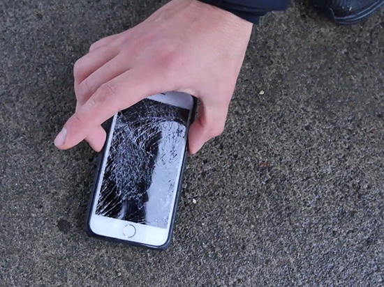 誰最靠譜？iPhone 7保護(hù)套15米跌落測試