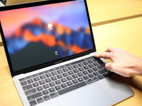 經(jīng)典不再 新MacBook Pro連開機(jī)聲音都消失了