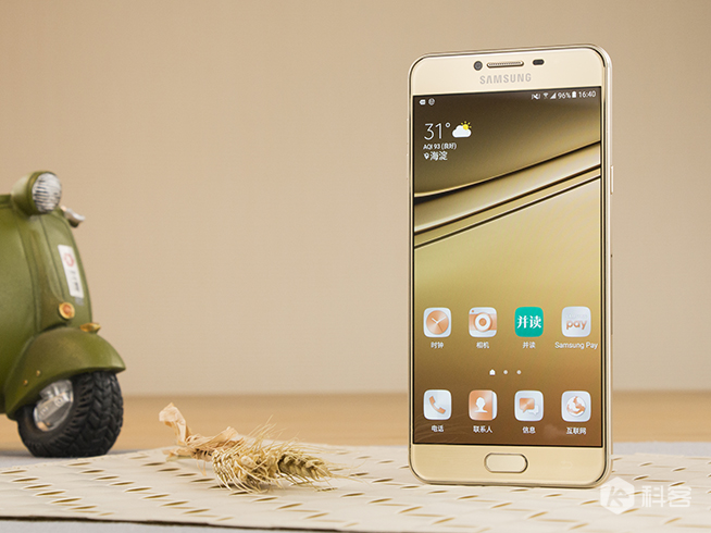 2500元選誰？三星C7對比OPPO R9/vivo X7