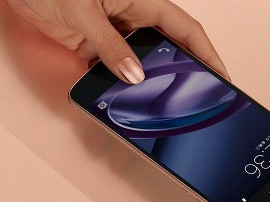 一覽無余 聯(lián)想Moto M真機照再曝光