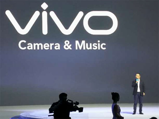 雙攝四曲面屏！vivo發布Xplay6與X9系列