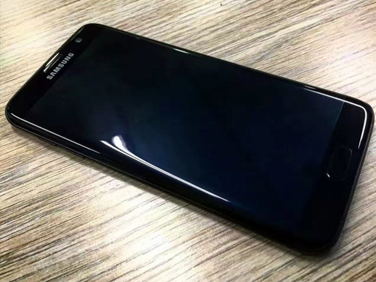 科客晚報：曜巖黑S7 edge很驚艷 雙卡雙通手機成絕唱？