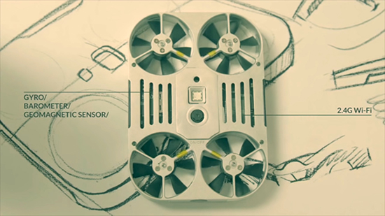 朋友圈自拍神器：能飛翔的手機(jī)殼AirSelfie