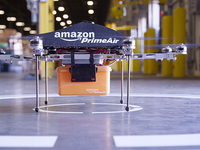 厲害我的亞馬遜！首次完成無人機送遞服務(wù)