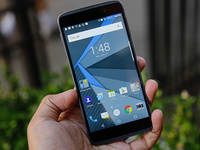 黑莓還活著！由TCL承包生產(chǎn)和銷售