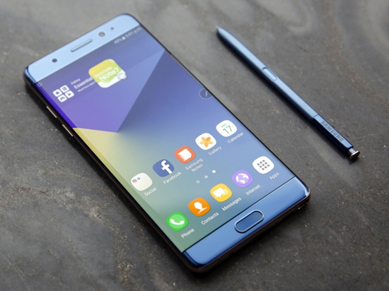 三星Galaxy S8配置強(qiáng)勁:內(nèi)存要上8GB 管夠!