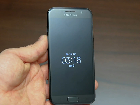 三星A3(2017)體驗(yàn)：支持IP68防水但買(mǎi)不到