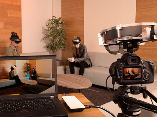 想看到別人眼里的虛擬現(xiàn)實嗎？這臺機器幫你忙