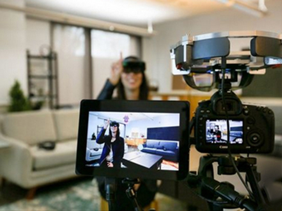 想看到別人眼里的虛擬現(xiàn)實嗎？這臺機器幫你忙