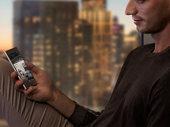 這不是索尼新旗艦 這是一臺(tái)有信仰的藝術(shù)品