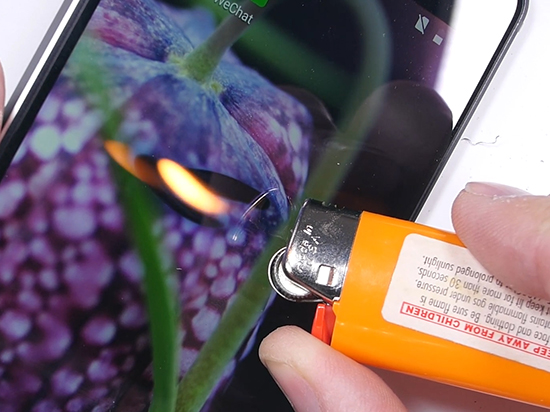 砸核桃不算事!這是正確測試諾基亞6的方法