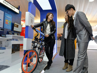 這就很尷尬了！庫克也得用Surface Pro 4