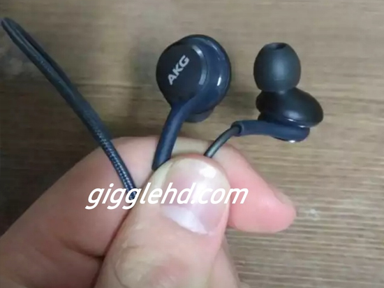 AKG繼續(xù)助力！三星Galaxy S8原裝標(biāo)配AKG耳機曝光