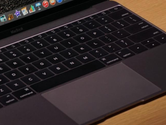 腦洞大開!蘋果新專利能把iPhone瞬間變筆記本