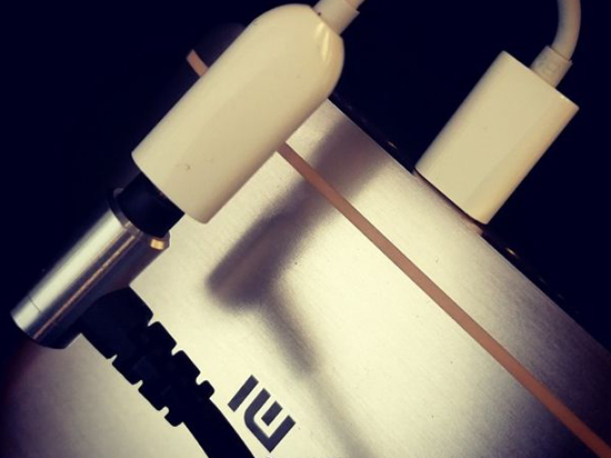 高達3599元？ 小米6白色版預約頁面曝光